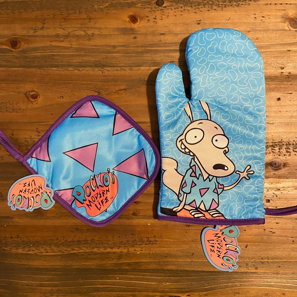 Rocko’s Modern Life Pot Holder & Oven Mitt Set NWT